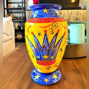 Artisan Bone China Hand-painted Crown Vase
